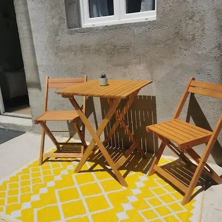 Apartmán De 30m2 Pour 2 Personnes Venaco (Corsica)