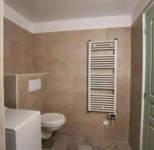 Apartmán De 30m2 Pour 2 Personnes Venaco (Corsica)